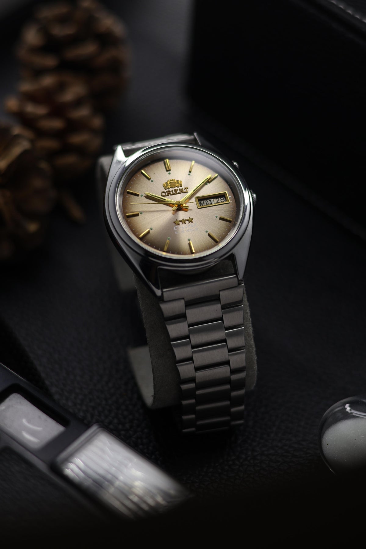 (Super Rare) Orient Tri-Star Crystal Salmon Fumé Dial - Automatic Vintage Watch (Pre Owned) - SE530