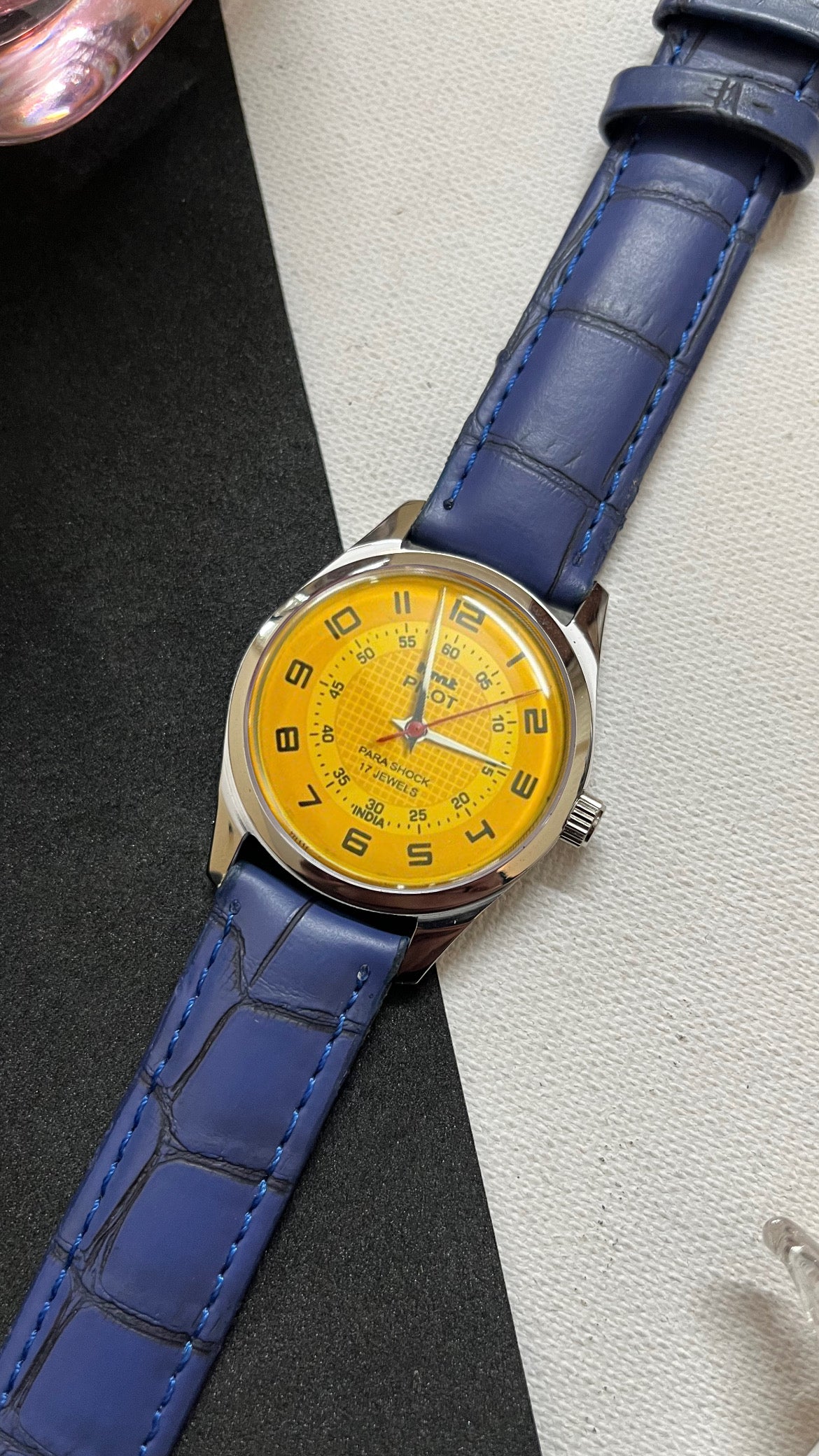 HMT Pilot - YELLOW