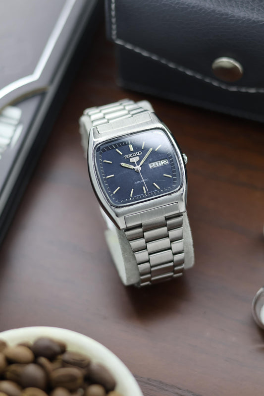 (Super Rare) 1985 Seiko 5 Blue TV Dial - Automatic Vintage Watch (Pre Owned) - A383
