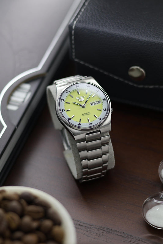 Seiko 5 Railway Time Lume Dial with Glass Back - Automatic Vintage Watch (Pre Owned) - A358