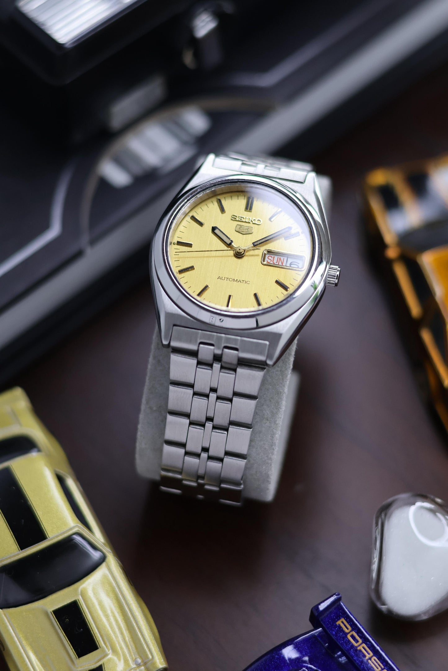 (Super Rare) Seiko 5 Gold Slate Dial with Glass Back - Automatic Vintage Watch (Pre Owned) - SE437