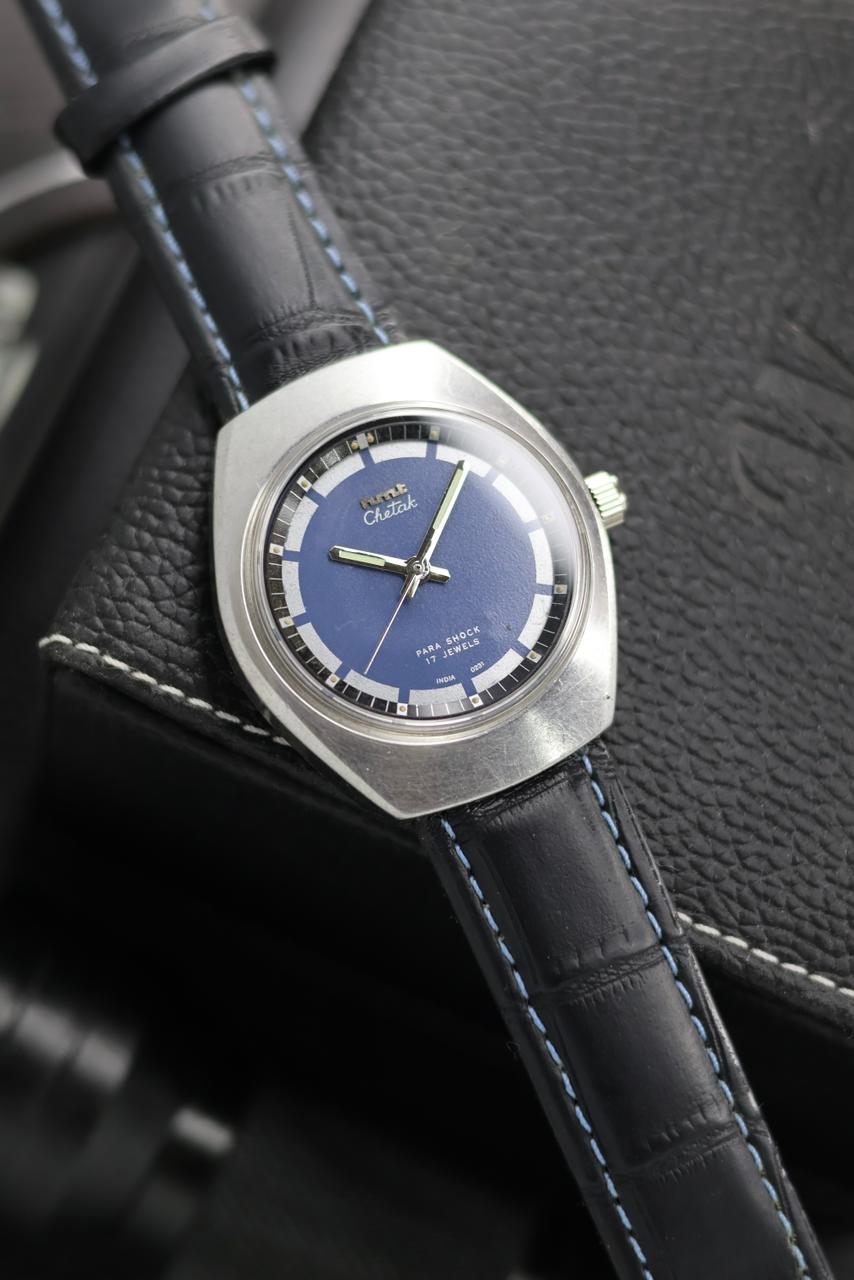 (Super Rare) Vintage HMT Chetak Blue Dial - in Original Condition - Mechanical Hand Winding Watch (Pre Owned) - SE561