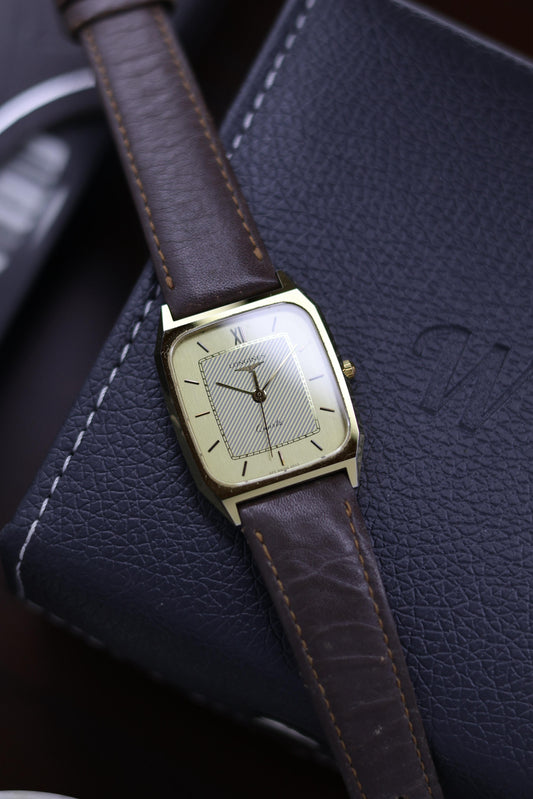 (Extremely Rare) LONGINES XL 24 Tank with Gold Plated Case - Swiss Vintage Watch (Pre Owned)