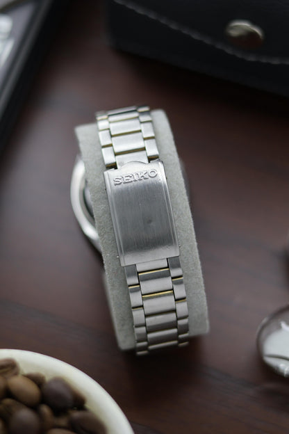 Seiko 5 Yellow Lined Dial with Glass Back - Automatic Vintage Watch (Pre Owned) - A301