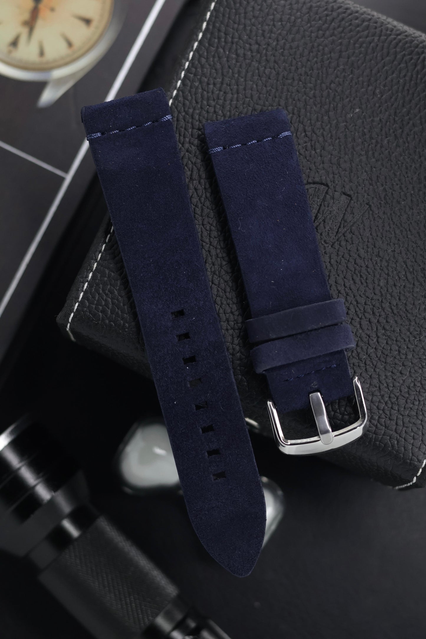 PREMIUM Suede Leather Watch Strap (22mm) - with FREE Strap Tool!
