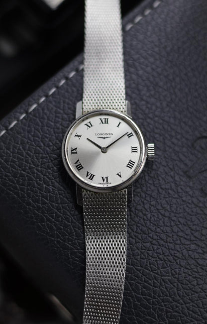 (Extremely Rare) LONGINES Ladies 17J Mechanical Hand-Winding Silver Dial with Integrated Mesh Bracelet - Swiss Vintage Watch (Pre Owned) - SE526
