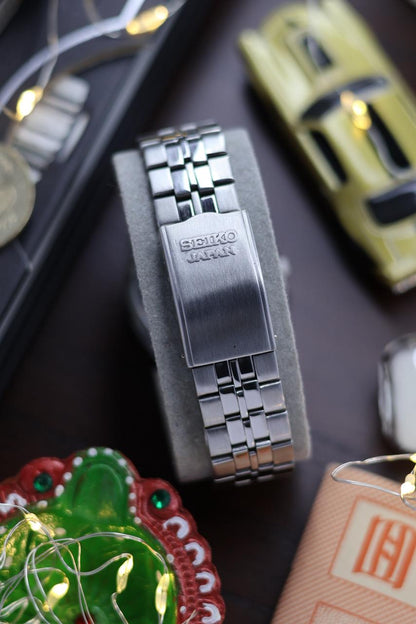 Seiko 5 Black Sunray Dial with Glass Back - Automatic Vintage Watch (Pre Owned) - SE564