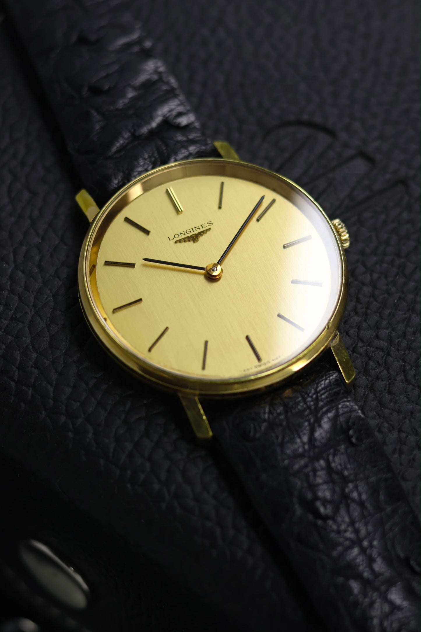 (Ultra Rare) LONGINES 4164 Brushed Champagne Dial with 18k Gold Plated Case - Swiss Mechanical Hand-Winding Vintage Watch (Pre Owned) - SE806