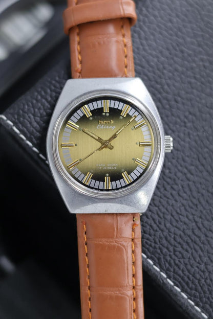 (Super Rare) Vintage HMT Chirag - in Original Condition - Mechanical Hand Winding Watch (Pre Owned) - SE557