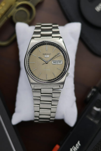 1981 Seiko 5 Grey Dial (Pre Owned)