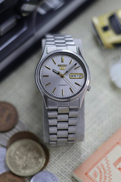 Seiko 5 SNXJ65 Silver Sunray Dial with Glass Back - Automatic Vintage Watch (Pre Owned) - SE501