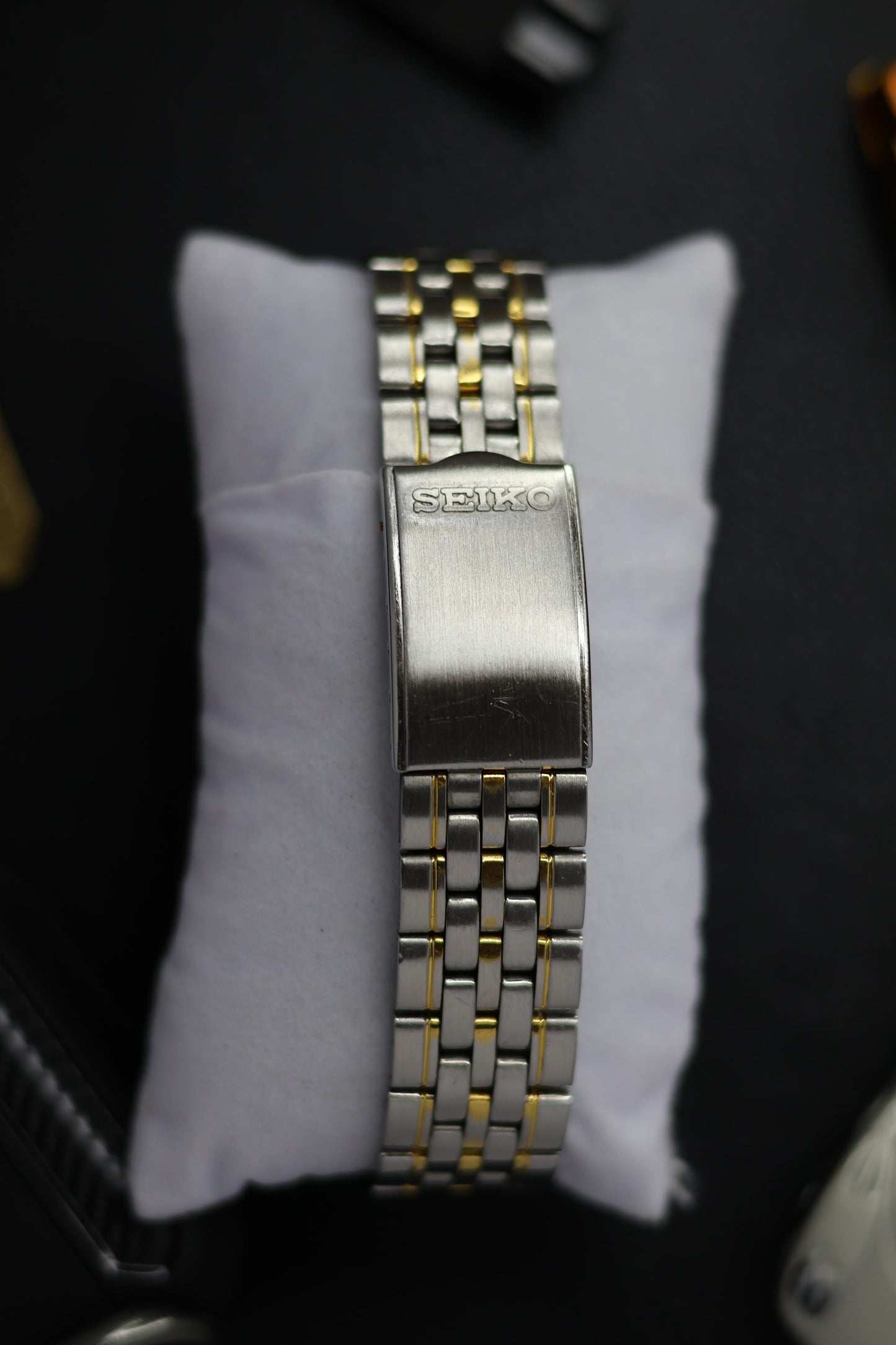 (Super Rare) Seiko 5 Two-Tone with Coin Edge Bezel (Pre Owned)