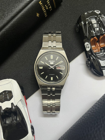 Seiko 5 Black Dial (Pre Owned)