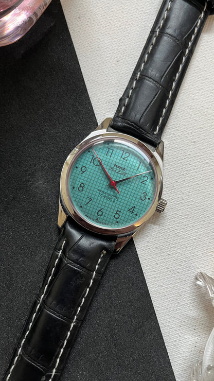 HMT Pilot Graph Dial - TIFFANY BLUE