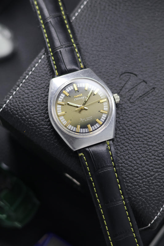 Vintage HMT Chirag Gradient Dial - in Original Condition - Mechanical Hand Winding Watch (Pre Owned) - SE566