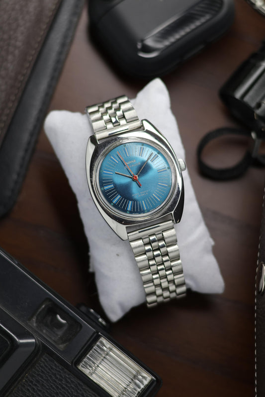 1977 Vintage HMT Avinash Blue Dial - in Original Condition - Mechanical Hand Winding Watch (Pre Owned)