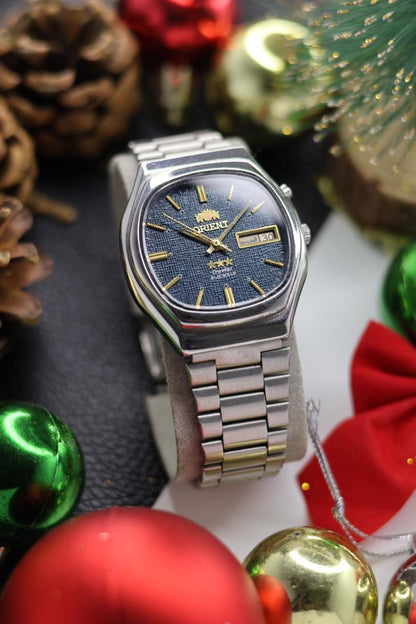 (Extremely Rare) Orient Tri-Star Crystal Blue Micro Snakeskin Pattern TV Dial - Automatic Vintage Watch (Pre Owned) - SE510