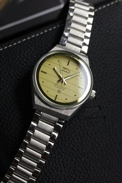 (Super Rare) Vintage HMT Mohit Lined Chanpagne Dial - in Original Condition - Mechanical Hand Winding Watch (Pre Owned) - SE540