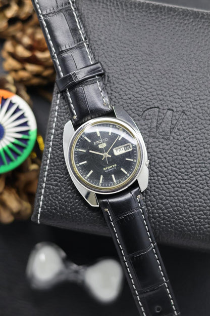 (Super Rare) 1970 Seiko 5 Sports Automatic Black Dial - Automatic Vintage Watch (Pre Owned) - SE570