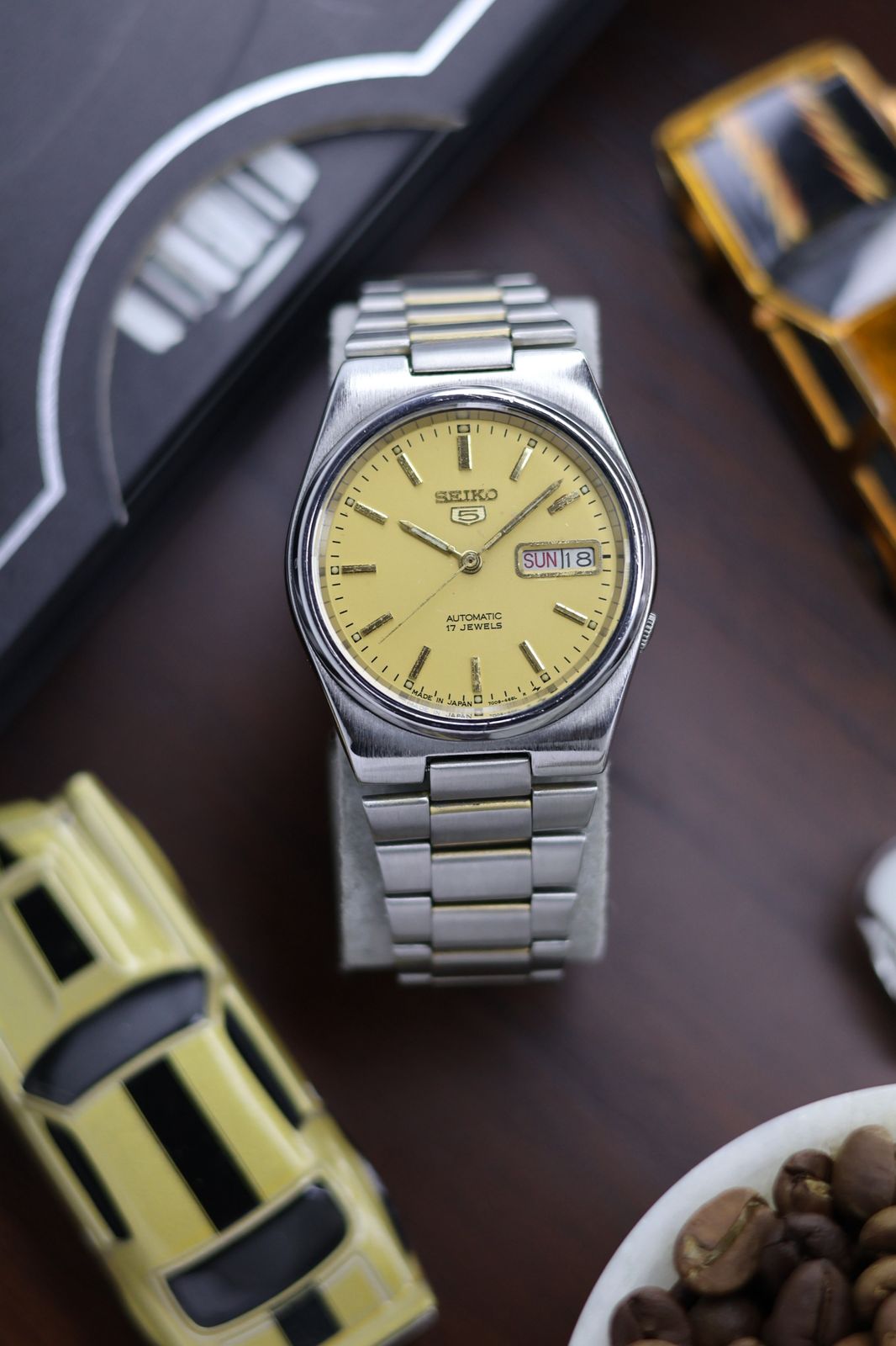 1984 Seiko 5 Yellow Dial - Automatic Vintage Watch (Pre Owned) - SE464