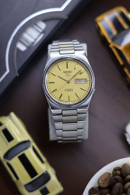 1984 Seiko 5 Yellow Dial - Automatic Vintage Watch (Pre Owned) - SE464