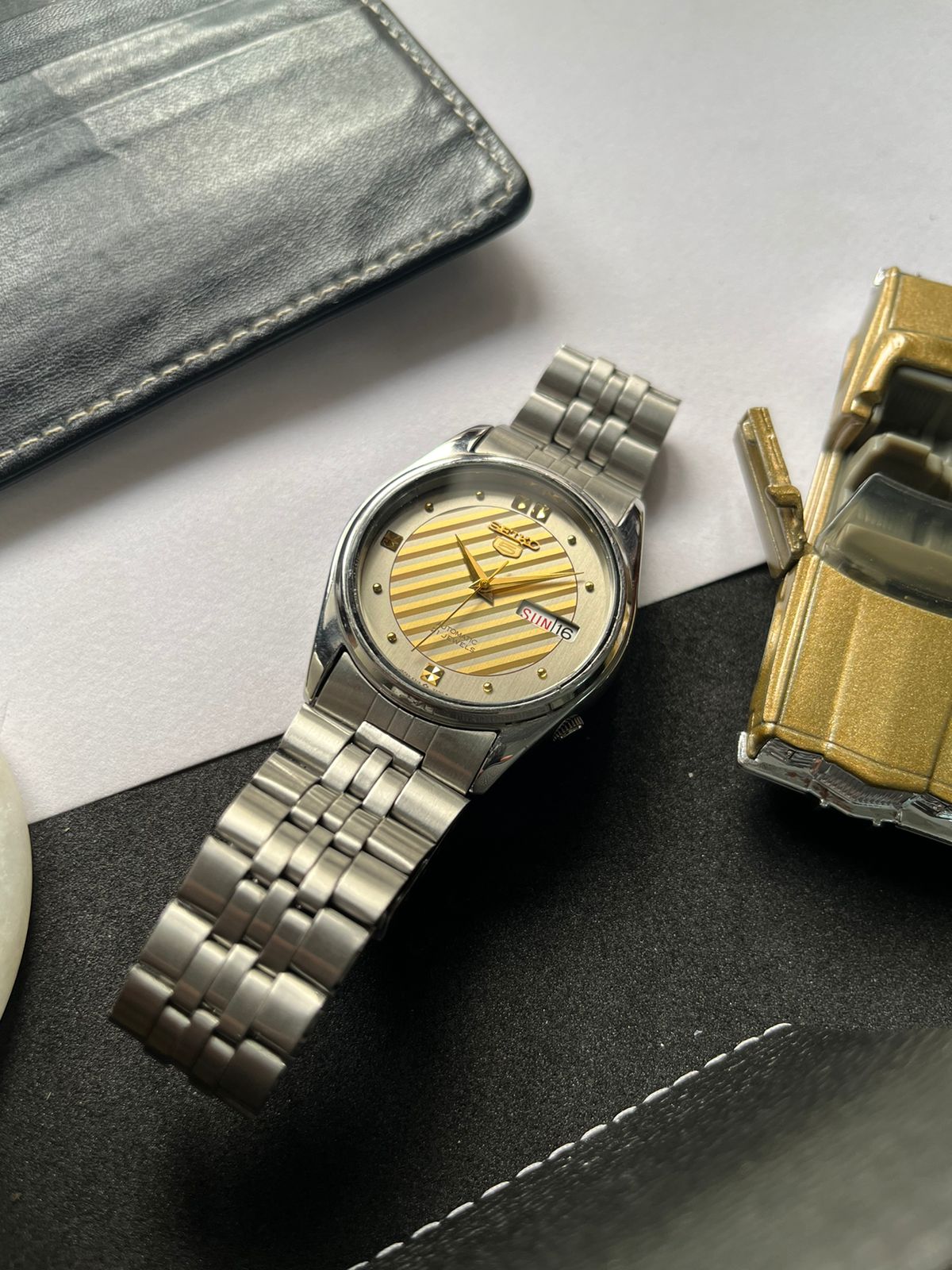 Seiko 5 Grey Patterned Dial (Pre Owned)