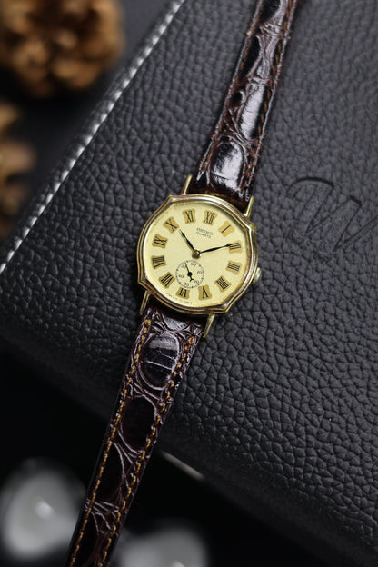 (JDM - ULTRA RARE) 1981 Seiko Ladies Gold Plated Embossed Dial with Small Seconds - Quartz Vintage Watch (Pre Owned) - SE400