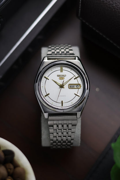 1997 Seiko 5 White Dial - Automatic Vintage Watch (Pre Owned)