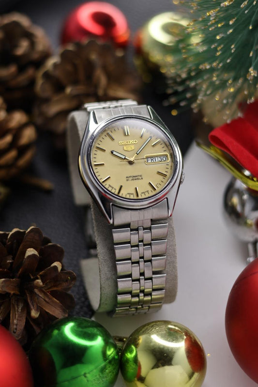 (Super Rare) Seiko 5 Lume Dial - Automatic Vintage Watch (Pre Owned) - SE517