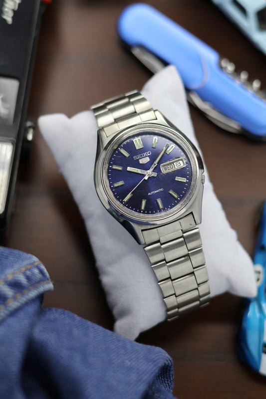 1985 Seiko 5 Blue Sunburst Dial (Pre Owned)