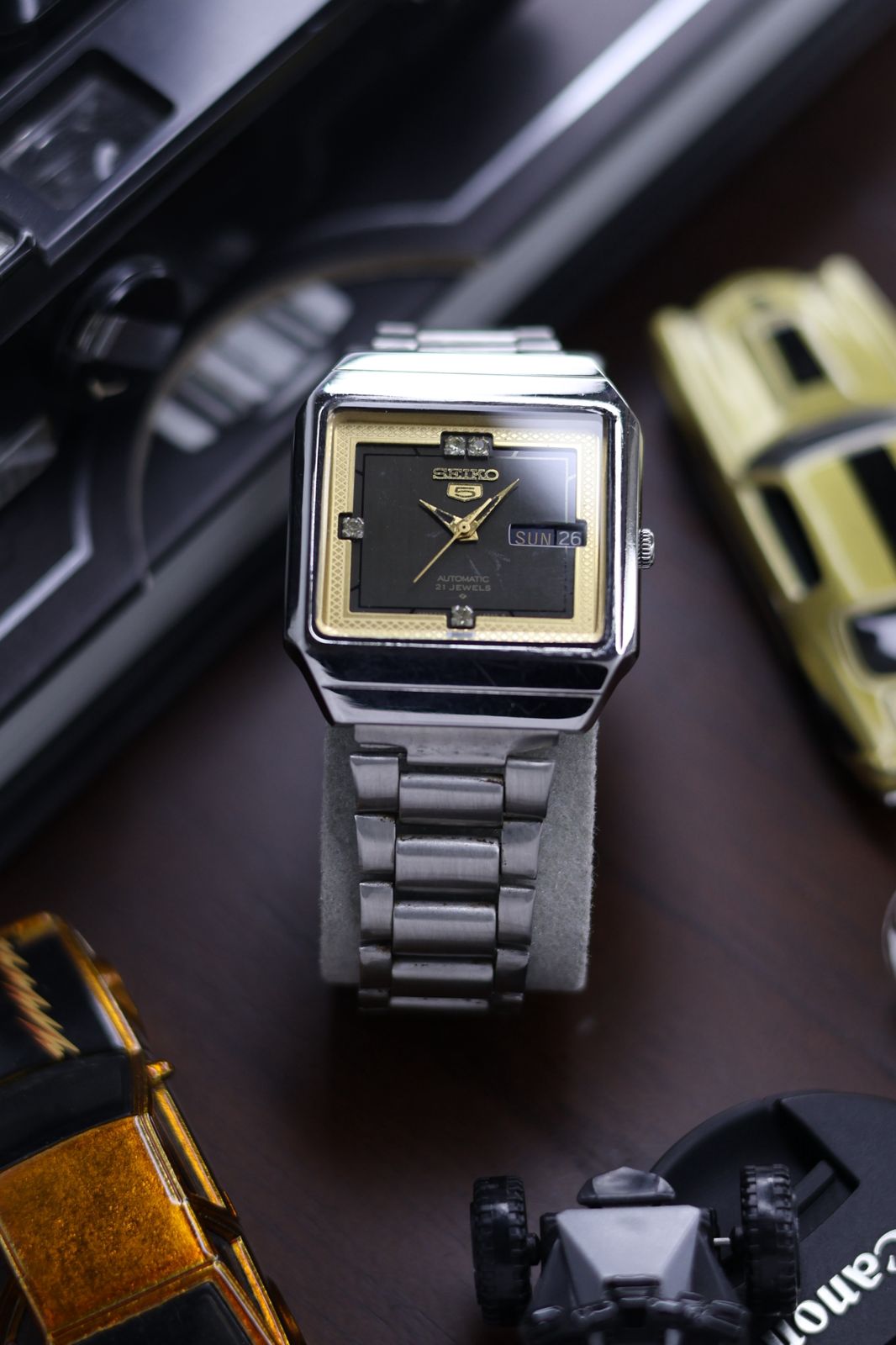 (Super Rare) 1976 Seiko 5 TV Dial - Automatic Vintage Watch (Pre Owned) - SE478