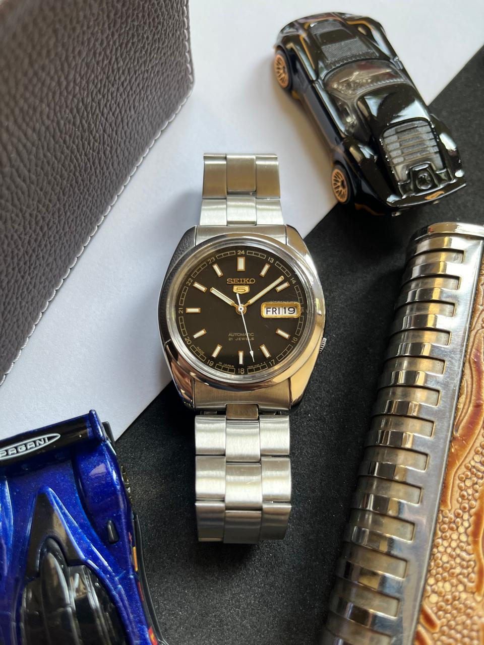 Seiko 5 Black Dial (Pre Owned)