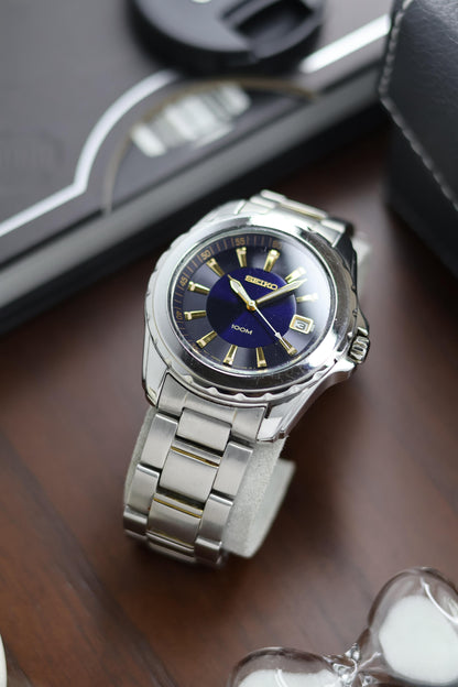 Seiko 100M Navy Blue Sunray Dial (Pre Owned) - A176