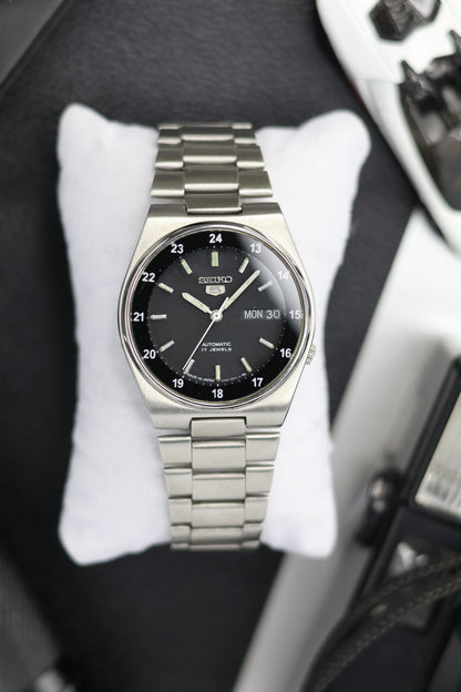 1986 Seiko 5 Railway Time Black Dial - Automatic Vintage Watch (Pre Owned)