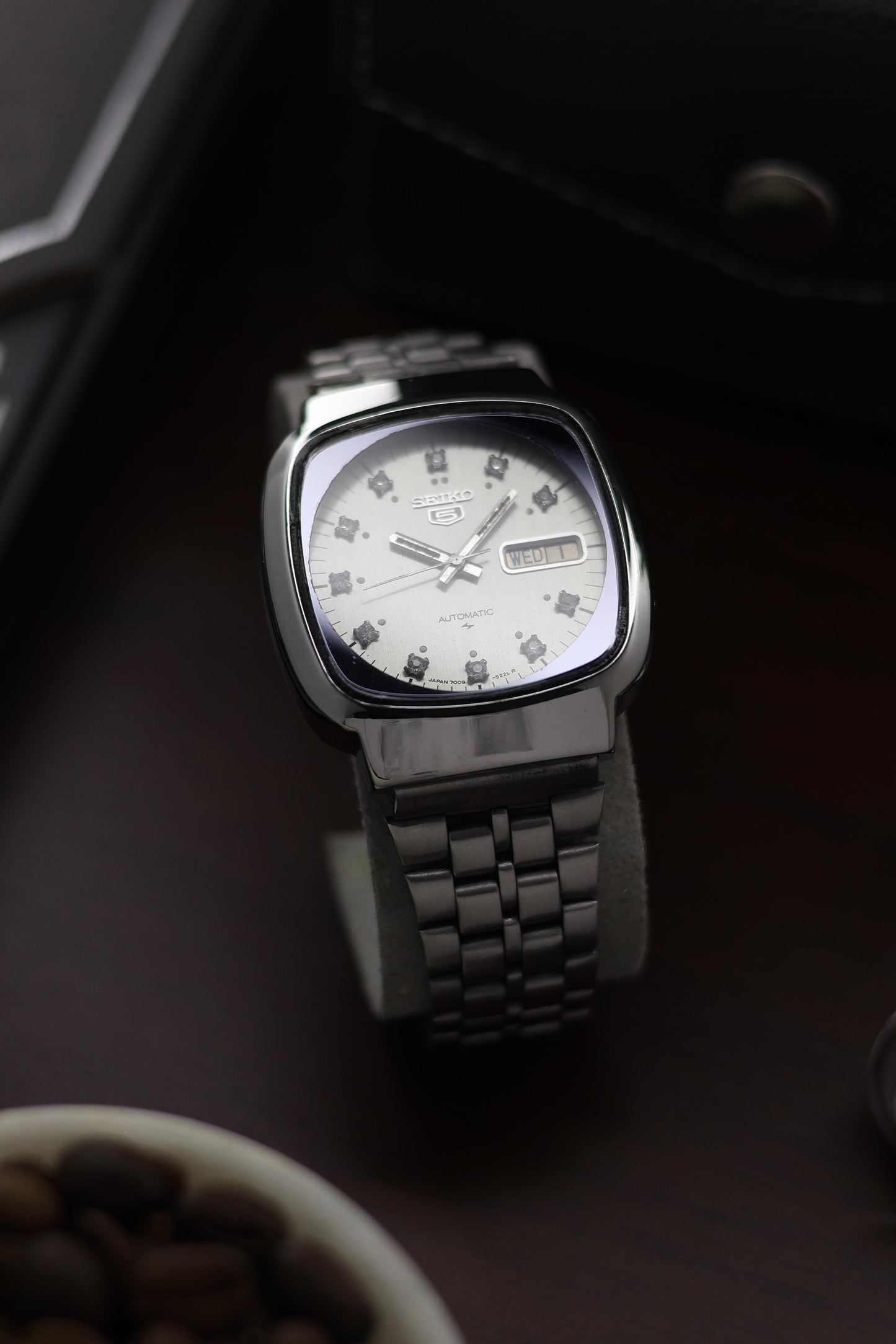 (Super Rare) 1980 Seiko 5 Silver TV Dial - Automatic Vintage Watch (Pre Owned) - A307