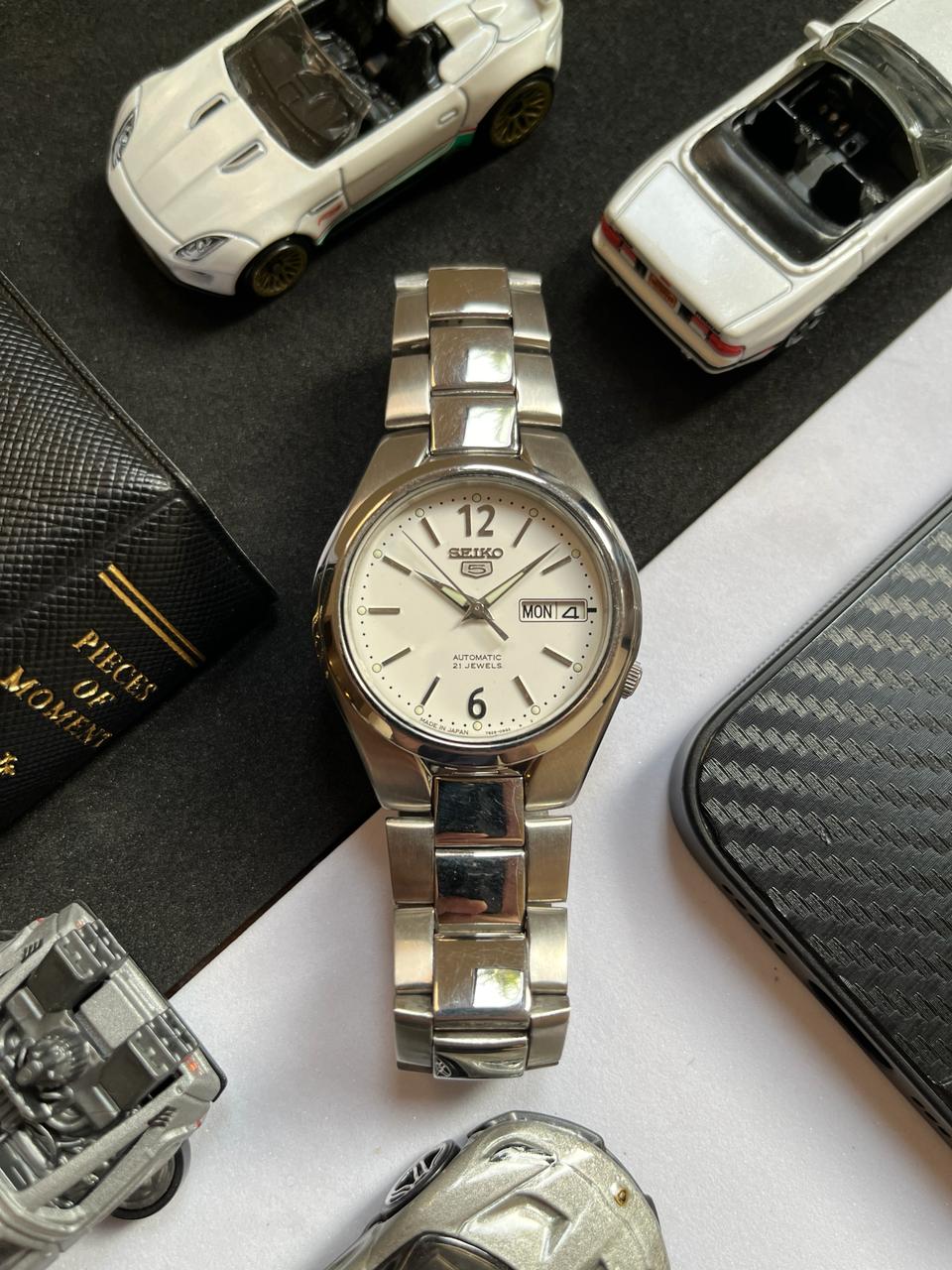 Seiko 5 - White Dial (Pre Owned)