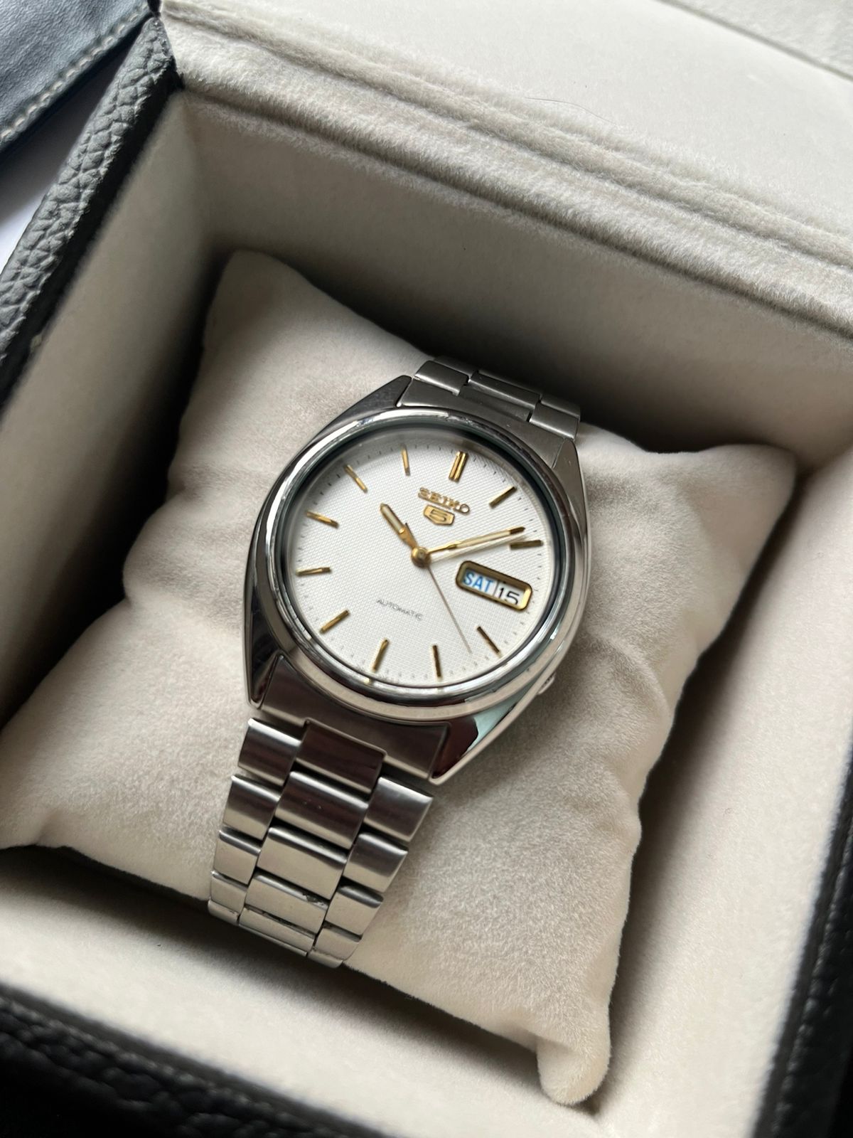 Seiko 5 - White Textured Dial (Pre Owned)