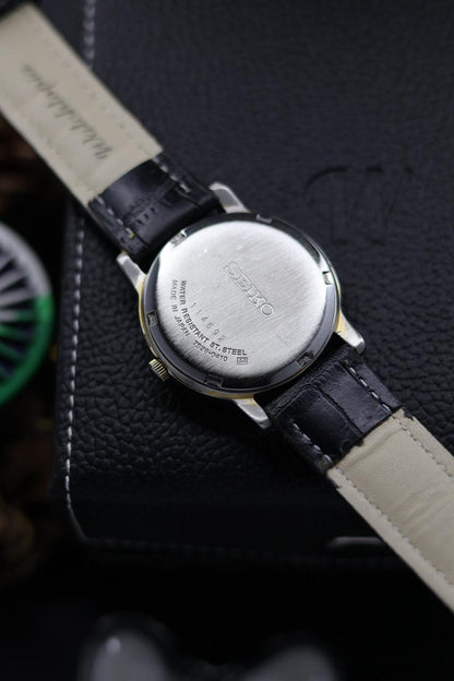 (Super Rare) 2001 Seiko 5 Black Dial - Automatic Vintage Watch (Pre Owned) - SE608