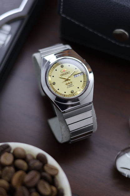 (Super Rare) Orient Tri-Star Crystal Champagne Dial - Automatic Vintage Watch (Pre Owned) - SE440