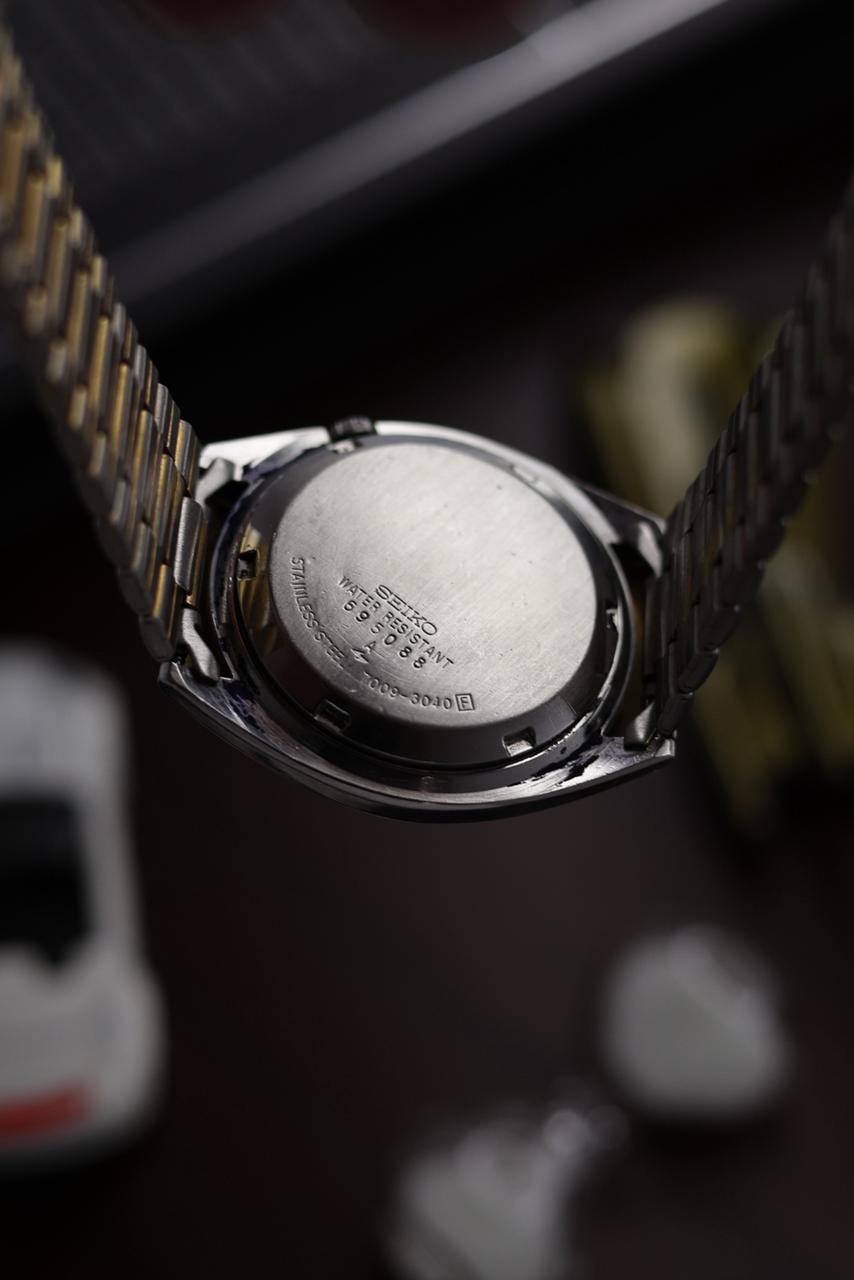 1985 Seiko 5 White Guilloche Dial - Automatic Vintage Watch (Pre Owned) - SE422