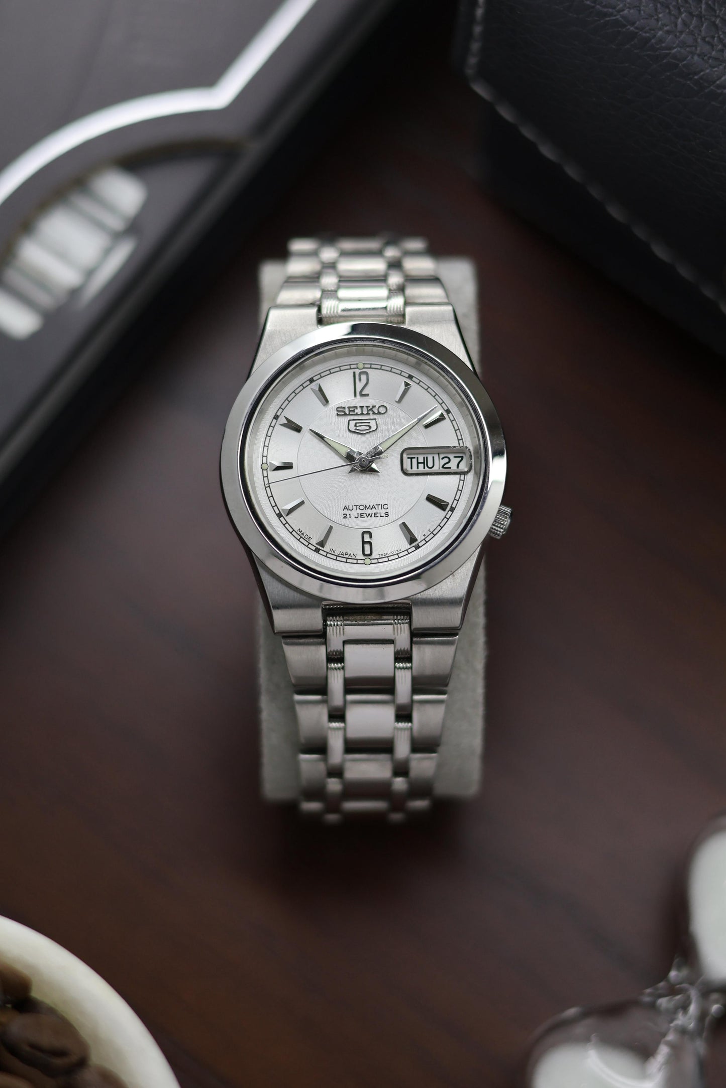 (Super Rare) Seiko 5 Silver Guilloche Dial with Glass Back - Automatic Vintage Watch (Pre Owned) - A153