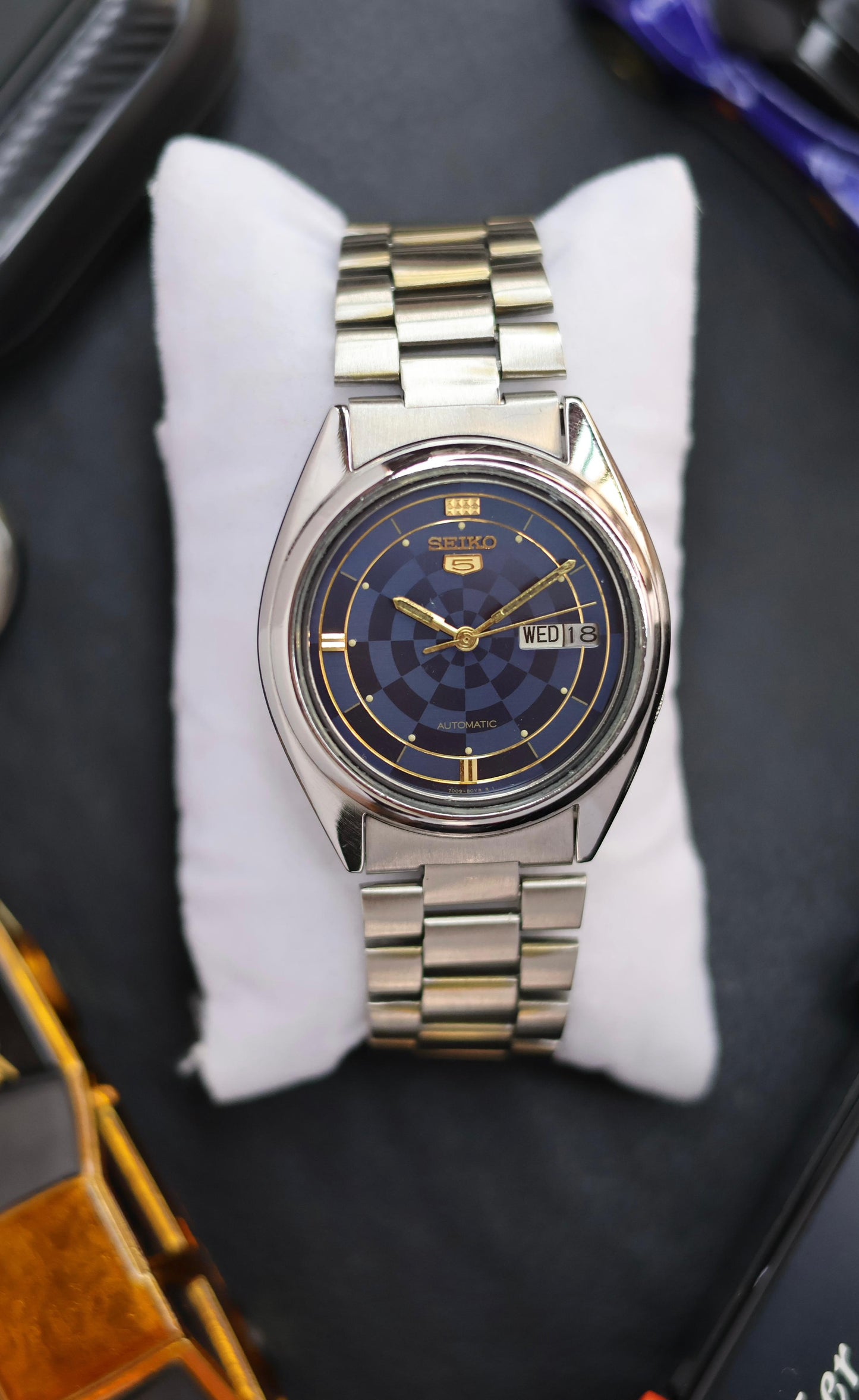 (Super Rare) 1986 Seiko 5 Navy Blue Dartboard Dial (Pre Owned)