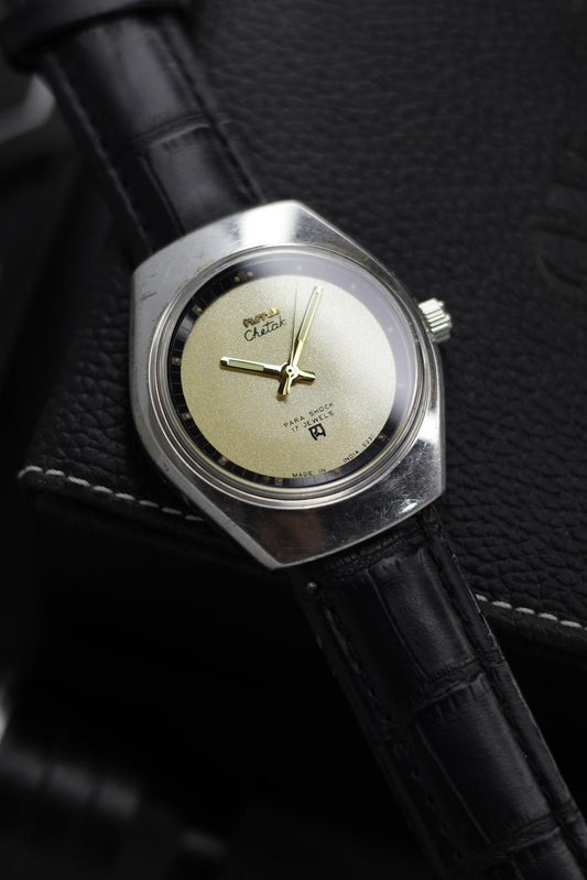 (Super Rare) Vintage HMT Chetak Champagne Dial - in Original Condition - Mechanical Hand Winding Watch (Pre Owned) - SE560