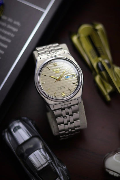1996 Seiko 5 Grey Lined Dial - Automatic Vintage Watch (Pre Owned) - SE530
