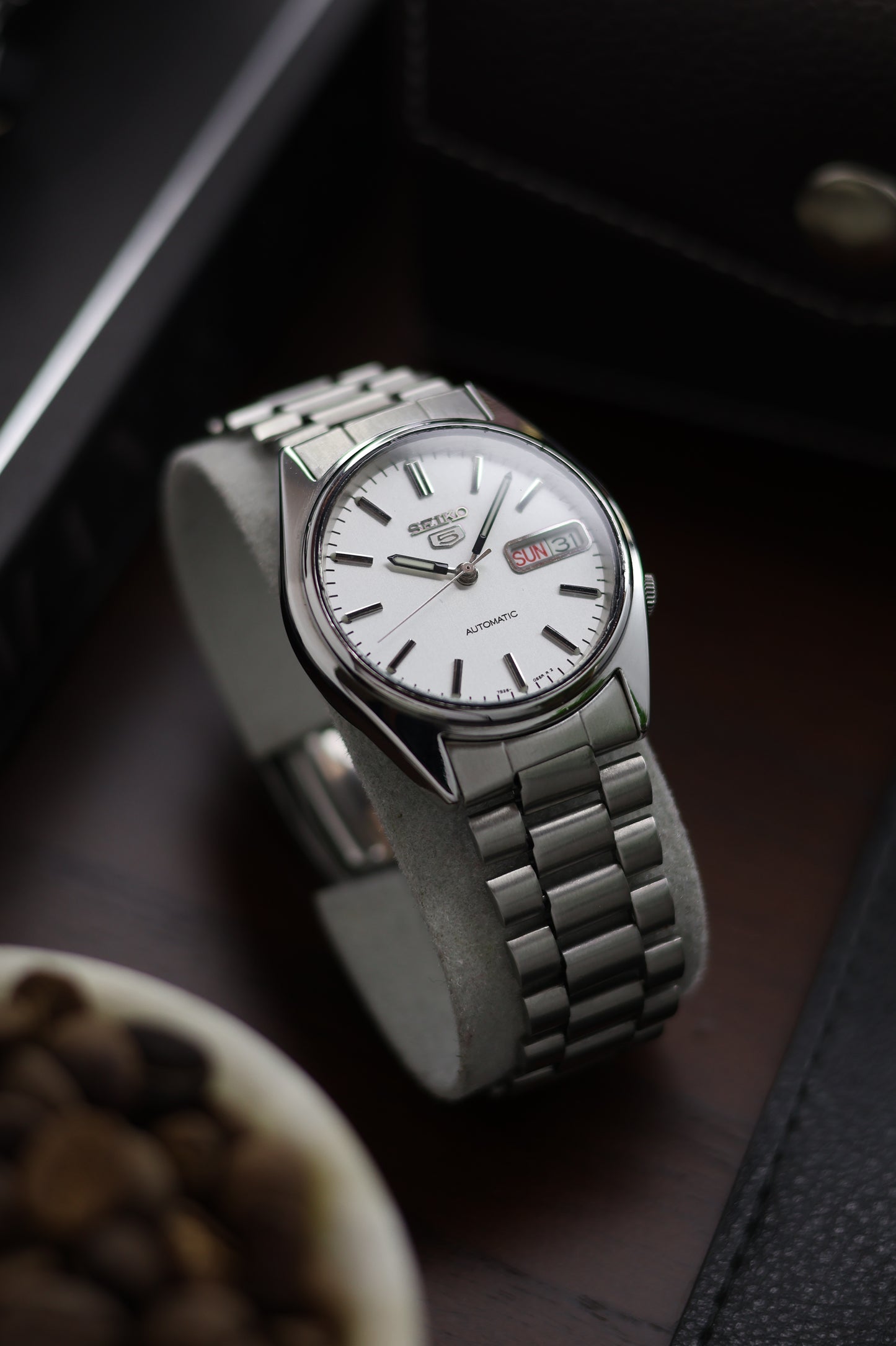 Seiko 5 White Dial with Glass Back - Automatic Watch (Pre Owned)