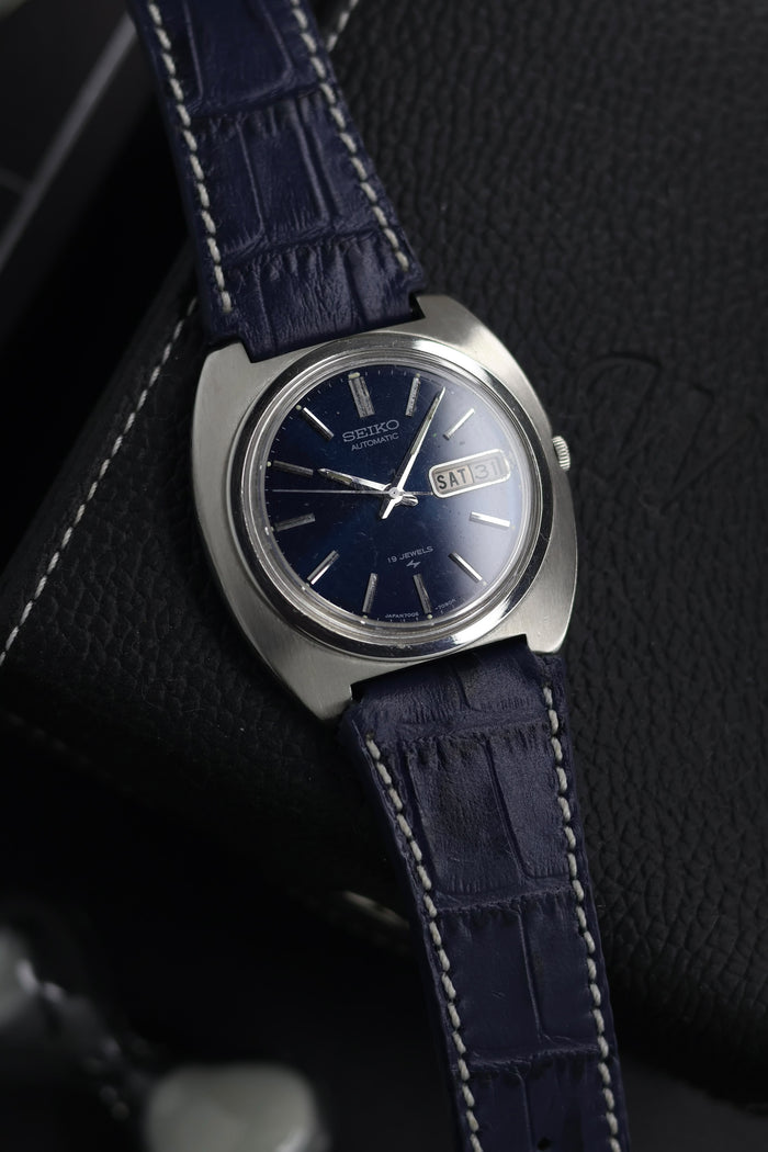 (Extremely Rare) 1974 Seiko 5 Blue Sunray Dial - Automatic Vintage Watch (Pre Owned) - SE769