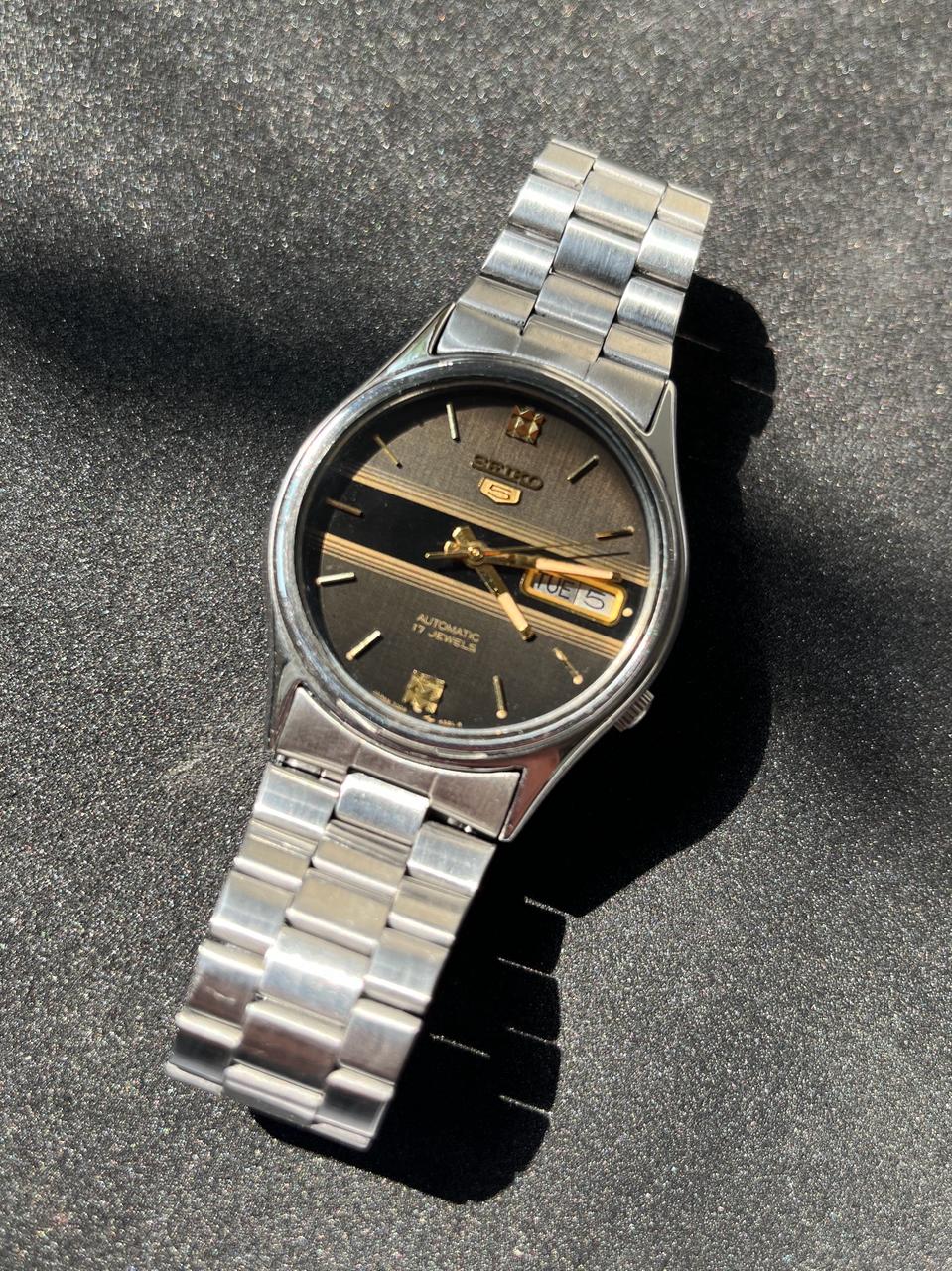 Seiko 5 - Black Gradient Dial (Pre Owned)