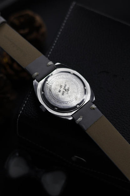 (Super Rare) Vintage HMT Ajeet Silver Sector Dial - in Original Condition - Mechanical Hand Winding Watch (Pre Owned) - A541