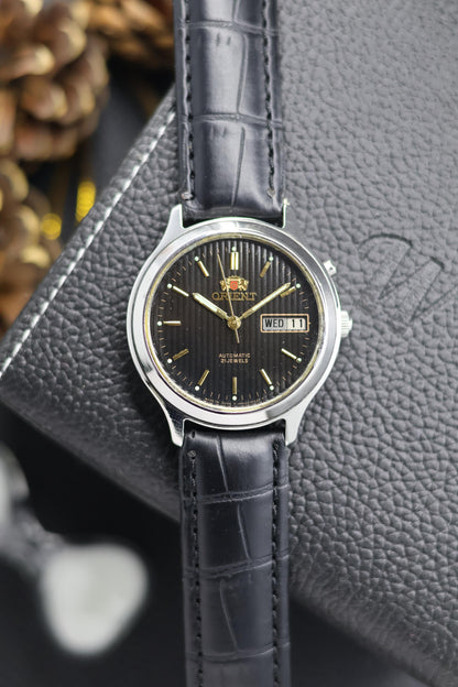 (Super Rare) Orient Tri-Star Crystal Black Motif Dial - Automatic Vintage Watch (Pre Owned) - SE656