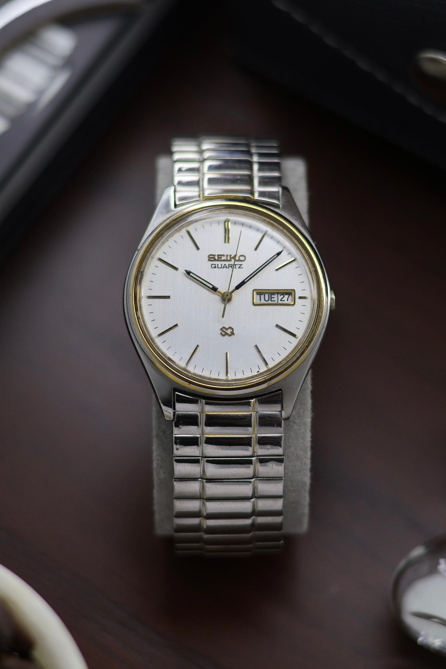 (JDM - Extremely Rare) 1989 Seiko SQ White Dial - Quartz Vintage Watch (Pre Owned) - A400